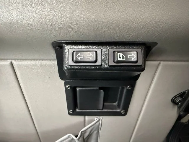 Used 1996 Black AM General 4-PASSENGER WGN image 18
