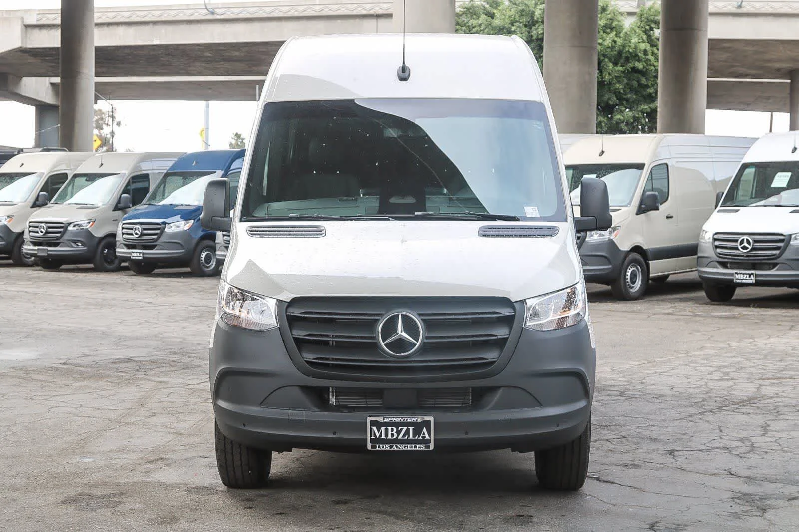 New 2025 Gray White Mercedes-Benz Cargo 144WB High Roof RWD 2.0L I4 Diesel Turbo SO image 28