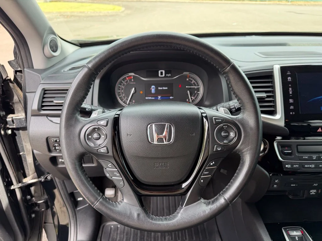 Used 2018 Crystal Black Pearl Honda Elite image 21