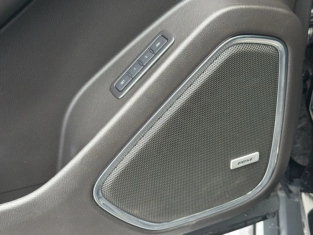 Used 2019 Onyx Black GMC Denali image 19