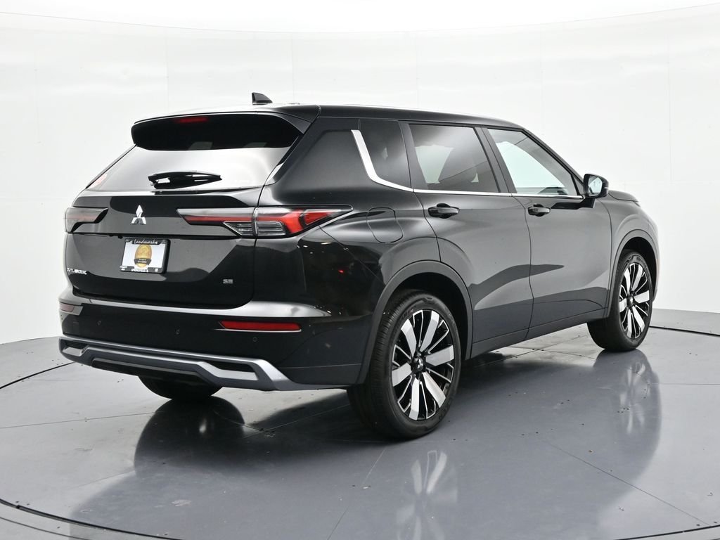 New 2026 Black Mitsubishi SE 1.5T S-AWC image 5