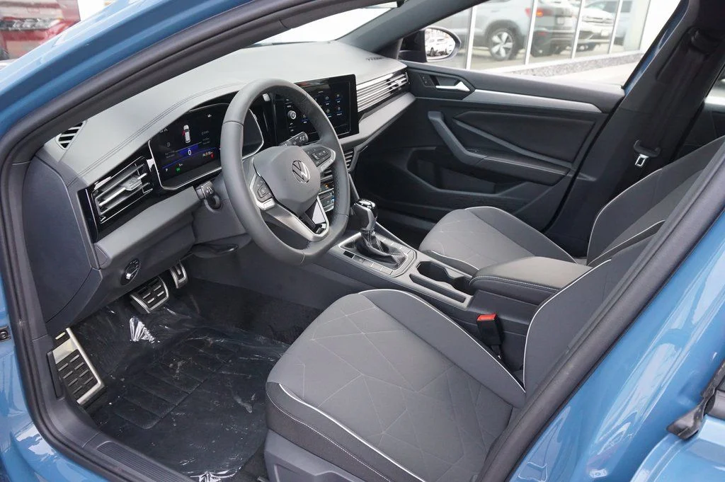 New 2026 Blue Volkswagen 1.5T Sport image 9
