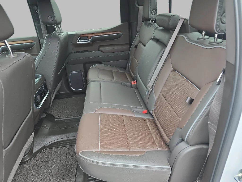 Certified Used 2023 WHITE FROST TRICOAT GMC Denali image 15