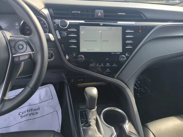 Used 2019 Off-white Toyota XSE V6 image 21