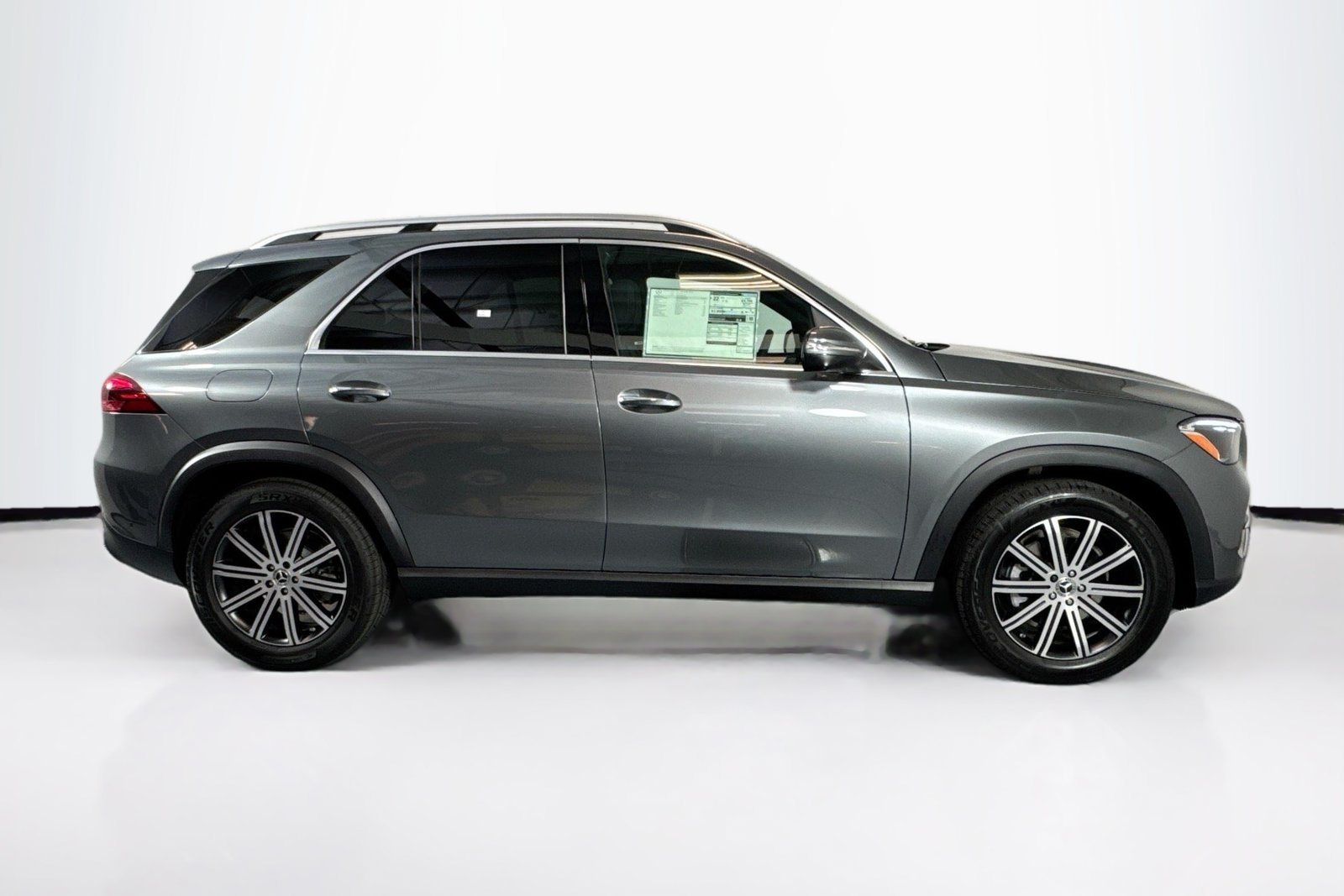 New 2026 Selenite Grey Metallic Mercedes-Benz GLE 350 image 4