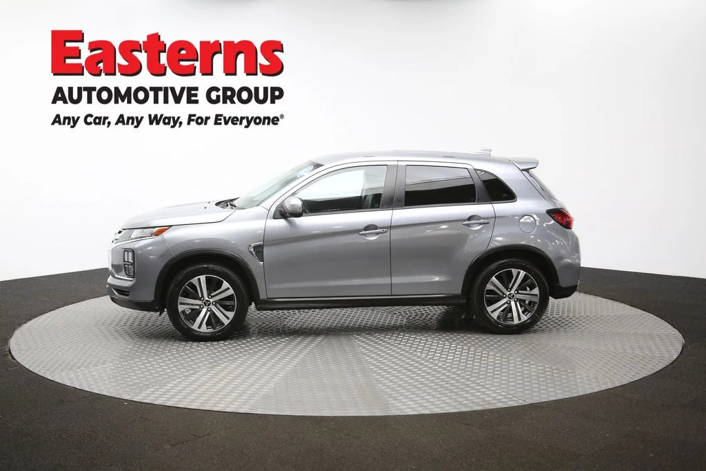 Used 2023 Gray Mitsubishi 2.0 SE image 58
