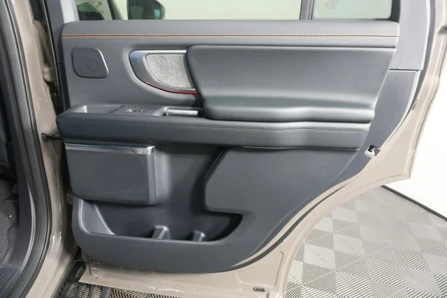 New 2027 Marsh Gray Ford Tremor® image 31