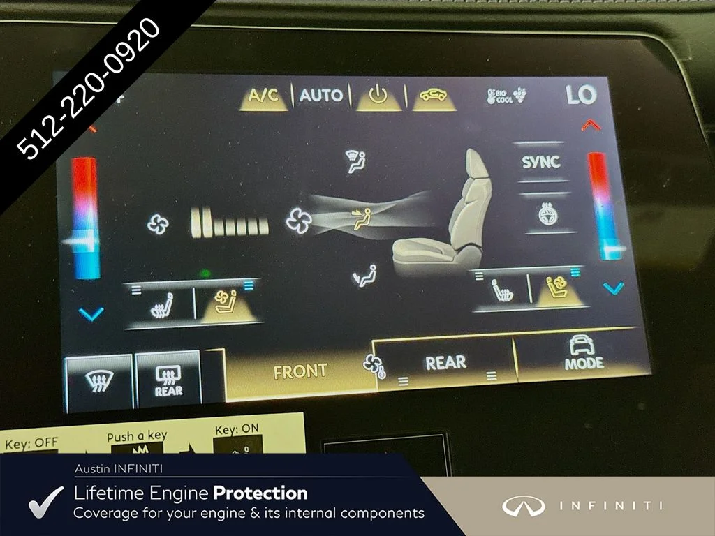 New 2027 2T RADIANT WHIT INFINITI SPORT image 20
