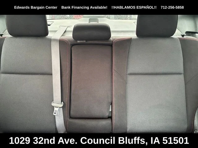 Used 2018 Gray Subaru Base image 22