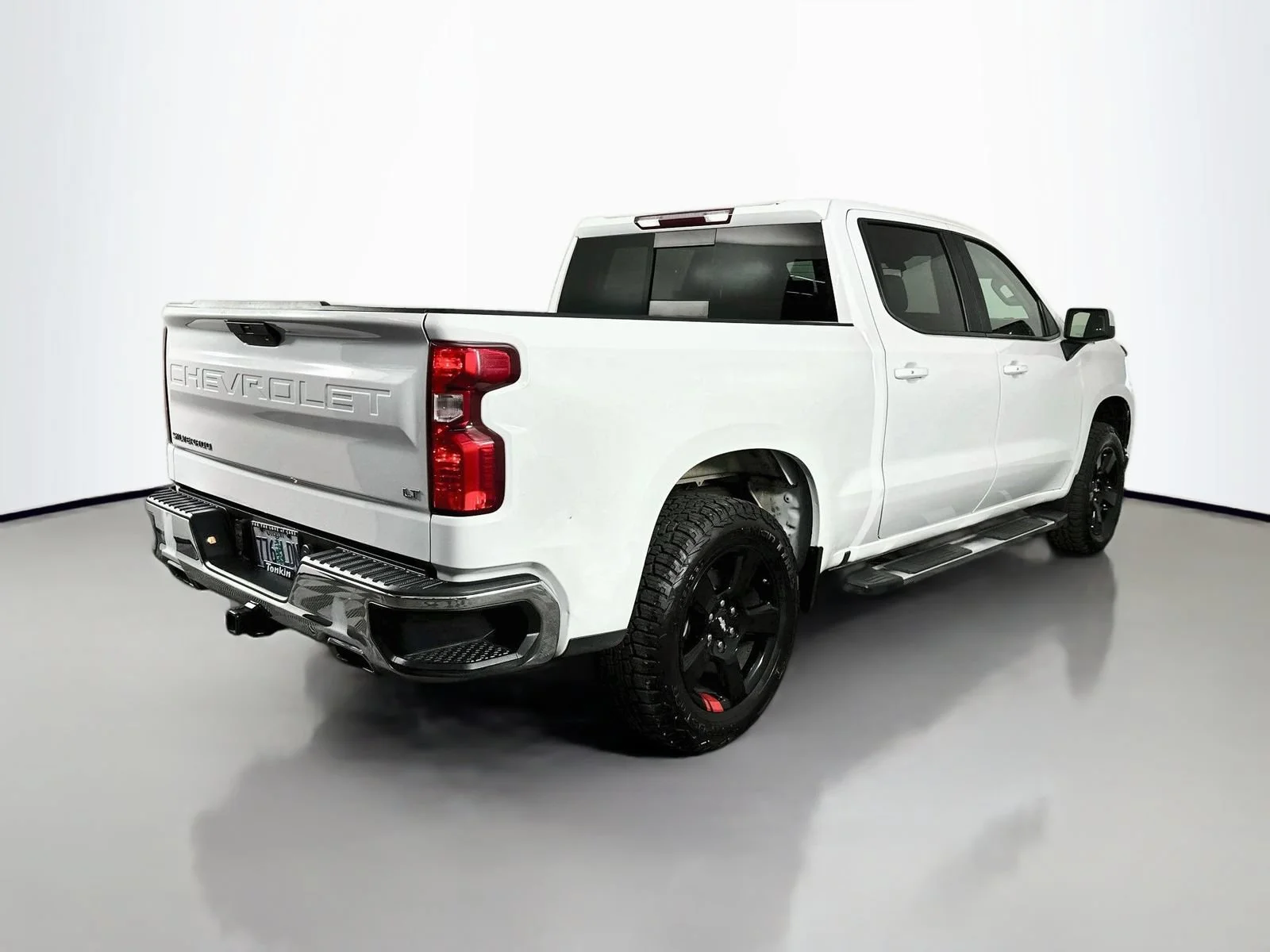 Used 2019 SUMMIT WHITE Chevrolet LT image 8