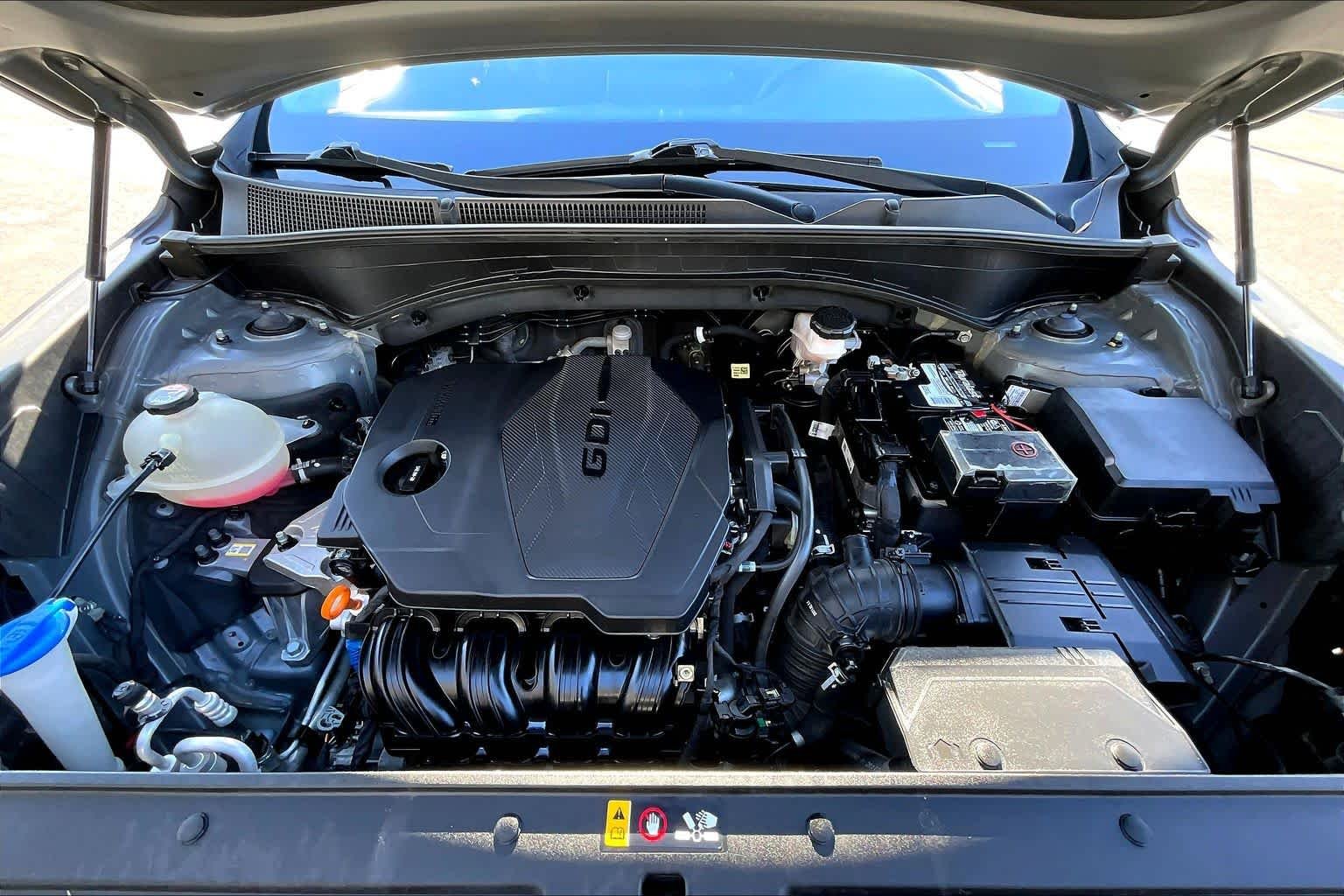 Used 2021 Hampton Gray Hyundai SEL image 31
