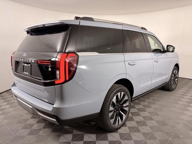 New 2026 Glacier Gray Metallic Tri-Coat Ford Platinum® image 55