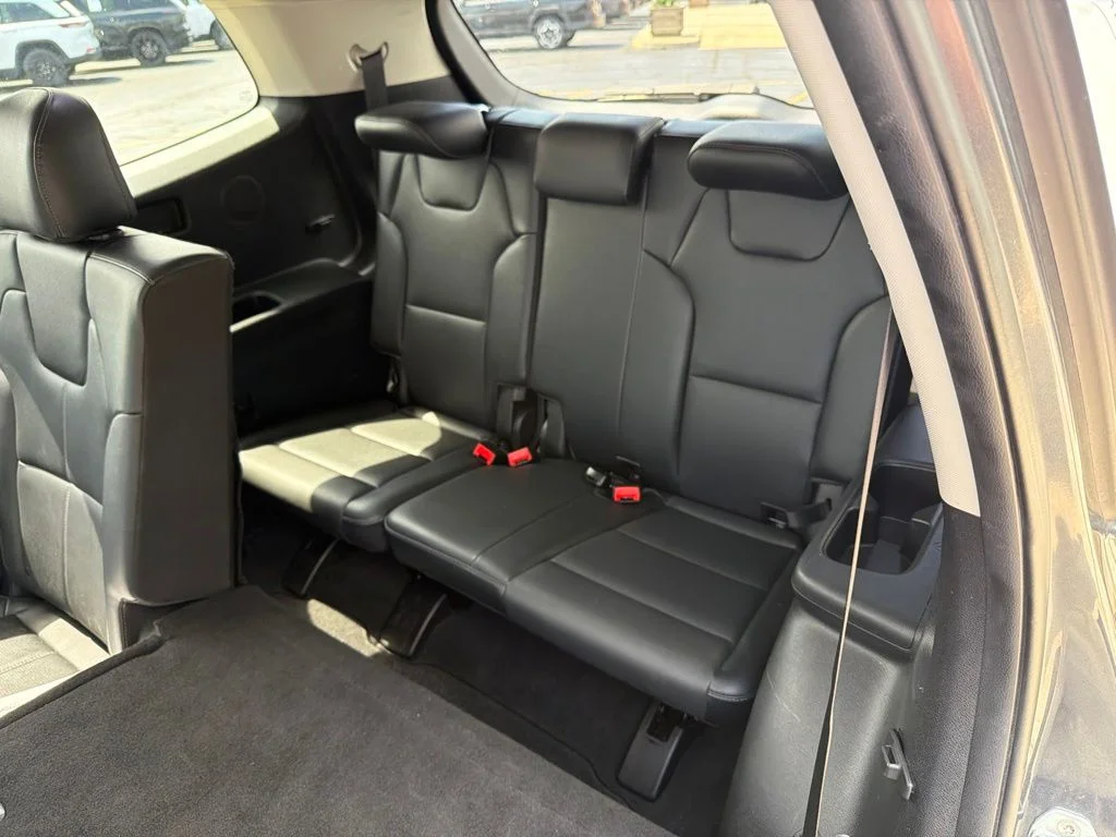 Used 2023 Black Kia SX image 18