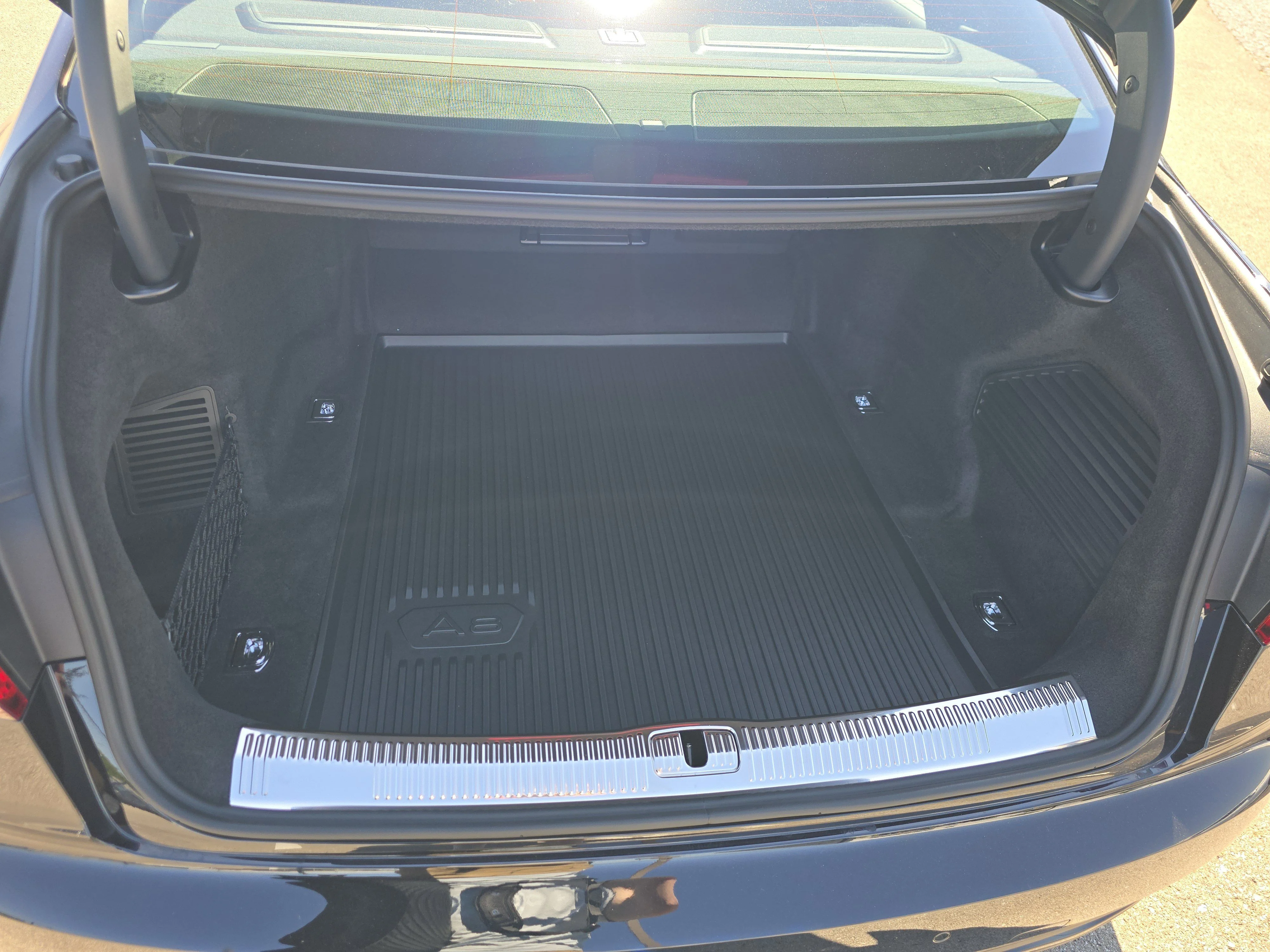 New 2026 Sebring Black Crystal Effect Audi L 55 image 16