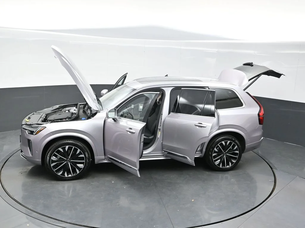 New 2026 Aurora Silver Volvo Plus image 38