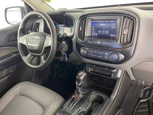 Used 2022 White GMC Elevation Standard image 12