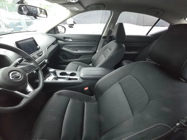 Used 2020 Black Nissan 2.5 S image 20
