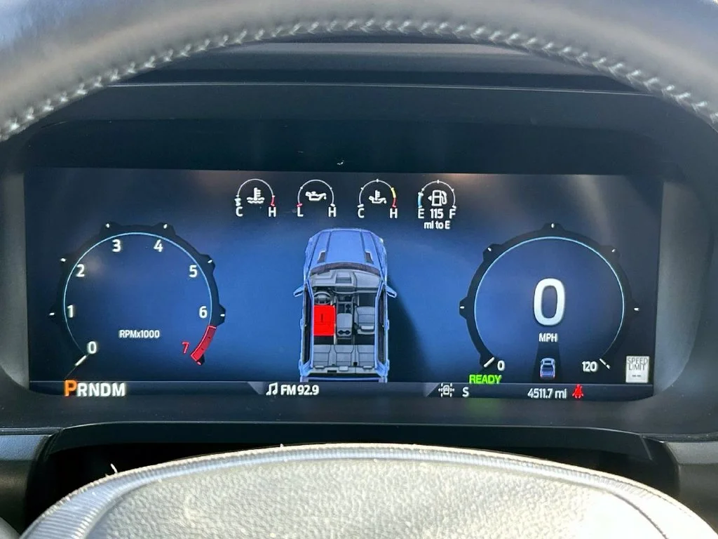Used 2025 Black Ford Platinum image 27