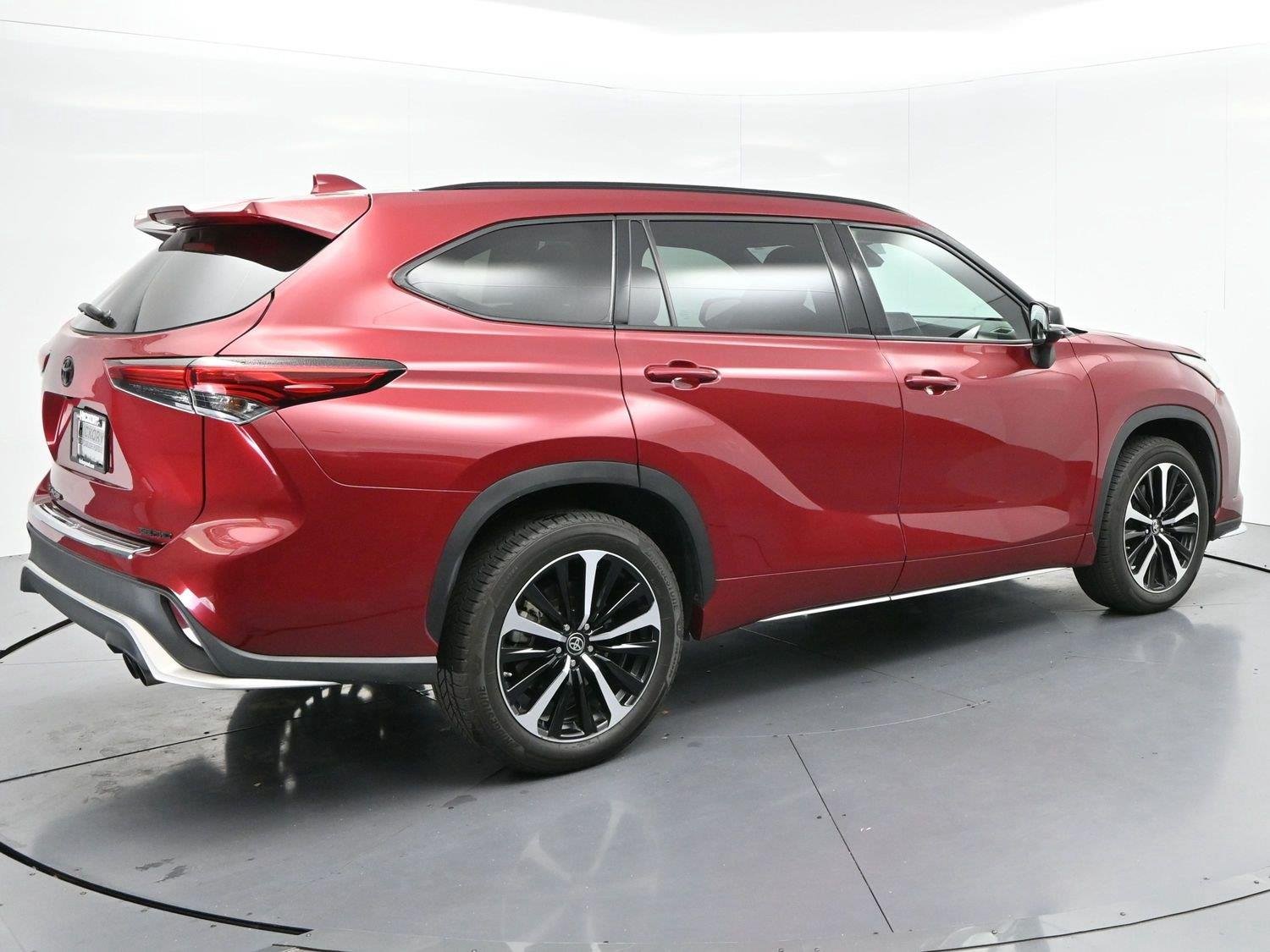 Used 2022 Ruby Flare Pearl Toyota XSE image 7