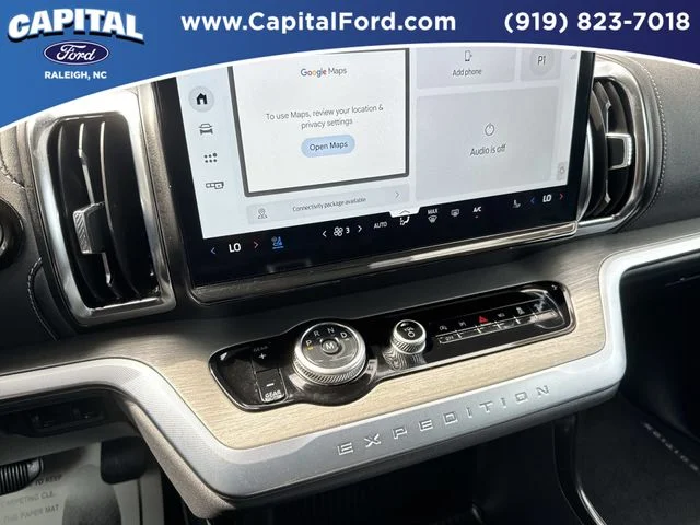 Used 2025 White Ford Platinum image 27
