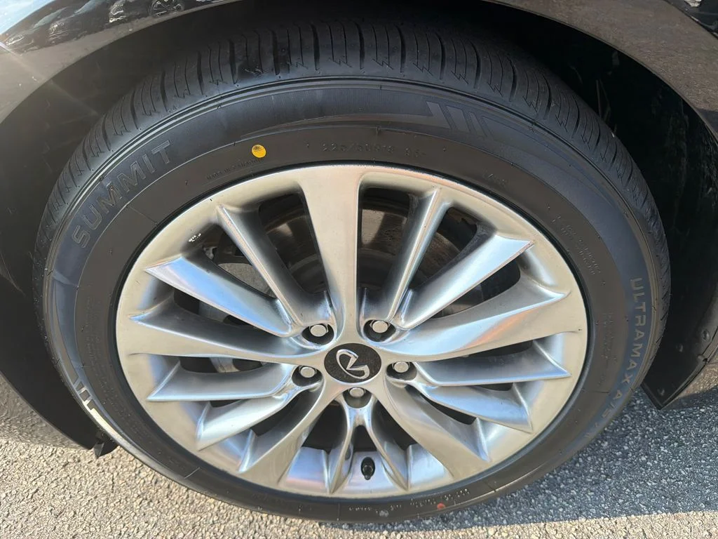 Used 2020 Black INFINITI 3.0t LUXE image 11