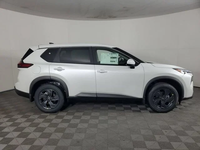 New 2026 Everest White Pearl TriCoat Nissan SV image 8