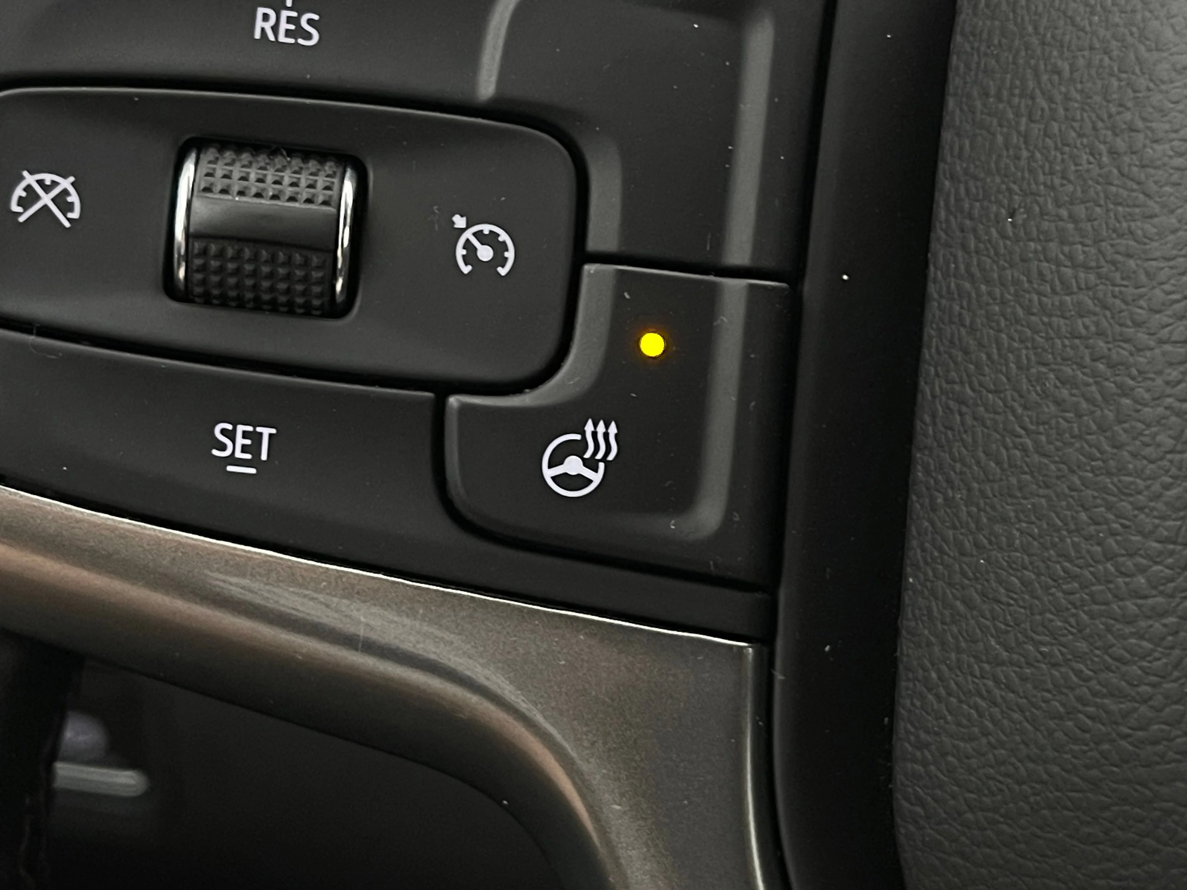 Used 2021 SUMMIT WHITE Chevrolet LT Trail Boss image 20