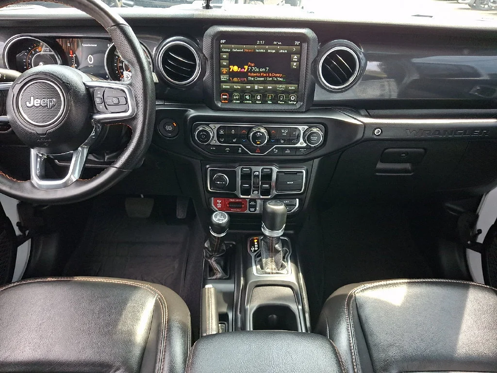 Used 2023 Bright White Clearcoat Jeep Rubicon 392 image 16