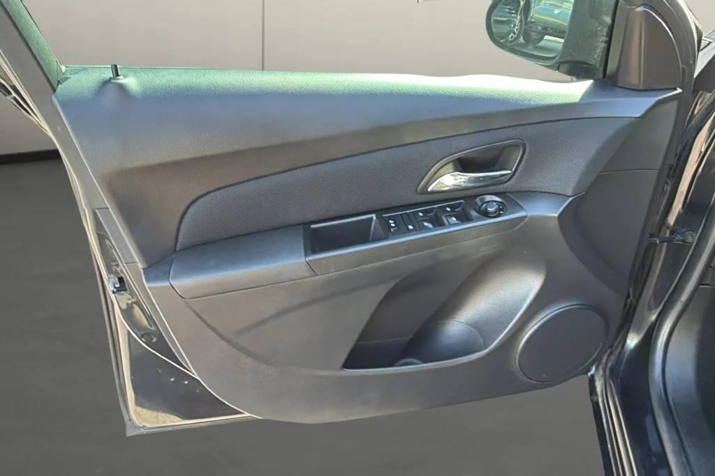 Used 2016 BLACK GRANITE METALLIC Chevrolet LT image 14
