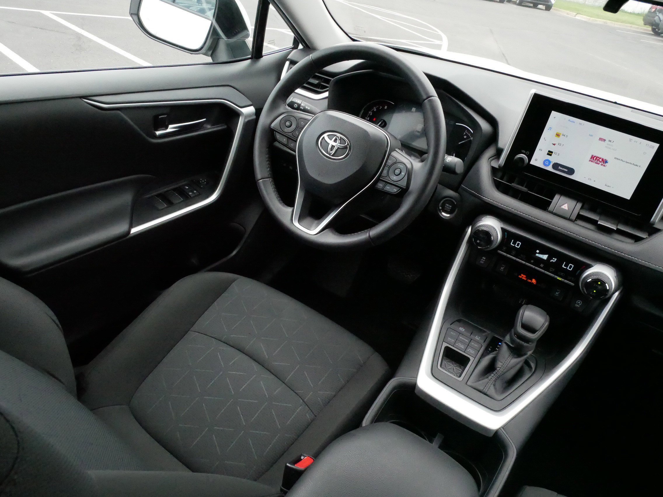 Used 2024 Ice Cap Toyota XLE image 9