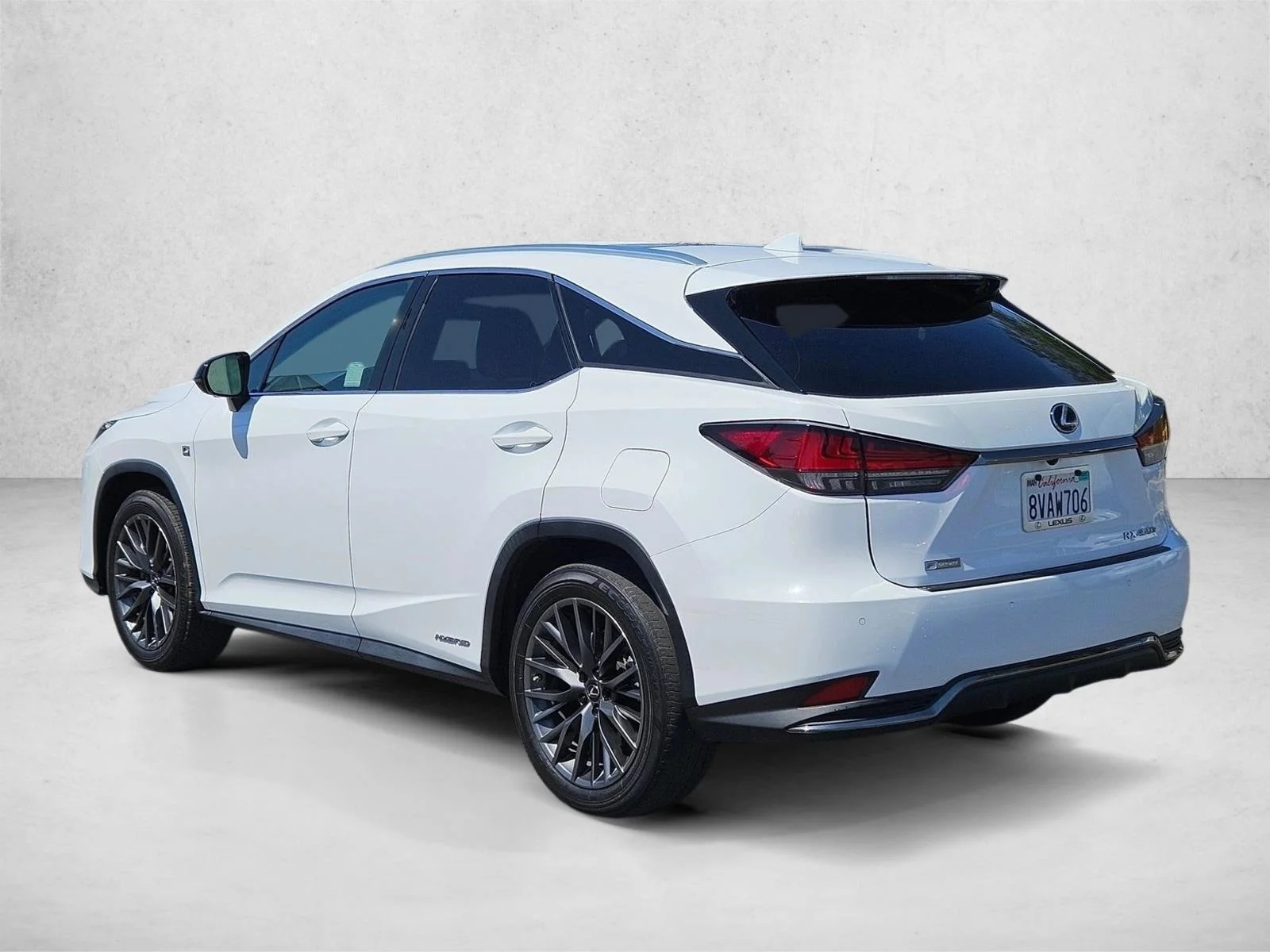 Used 2021 Ultra White Lexus RX 450h F SPORT Handling image 8