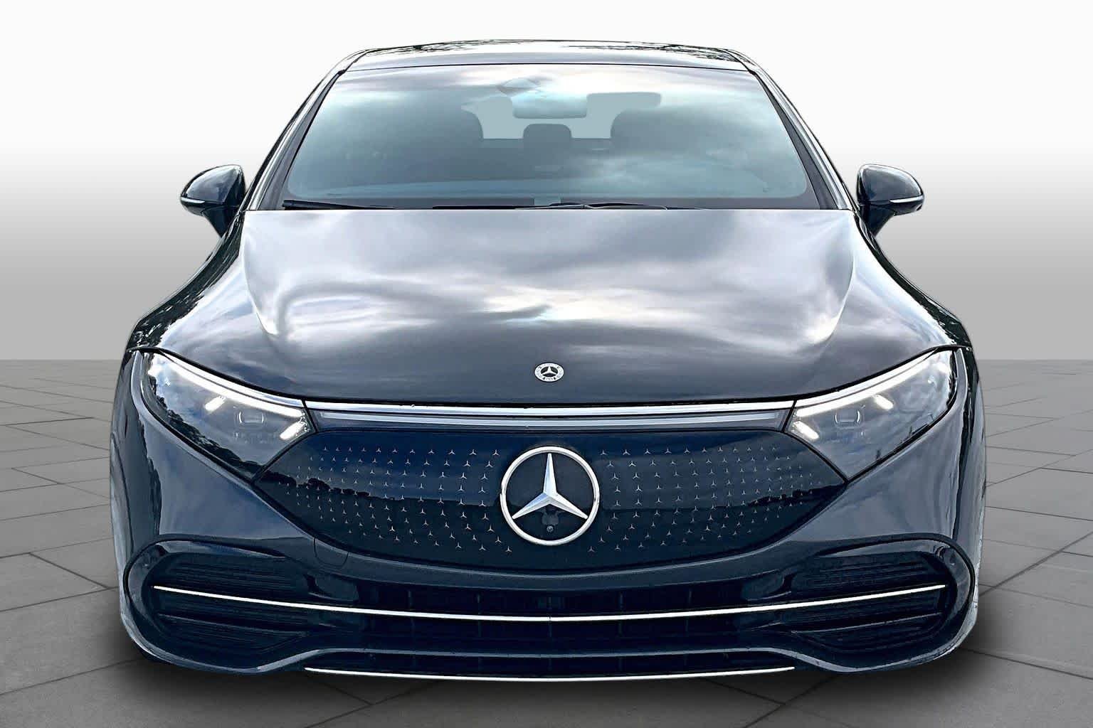 Certified Used 2024 Graphite Grey Metallic Mercedes-Benz EQS 450+ image 3