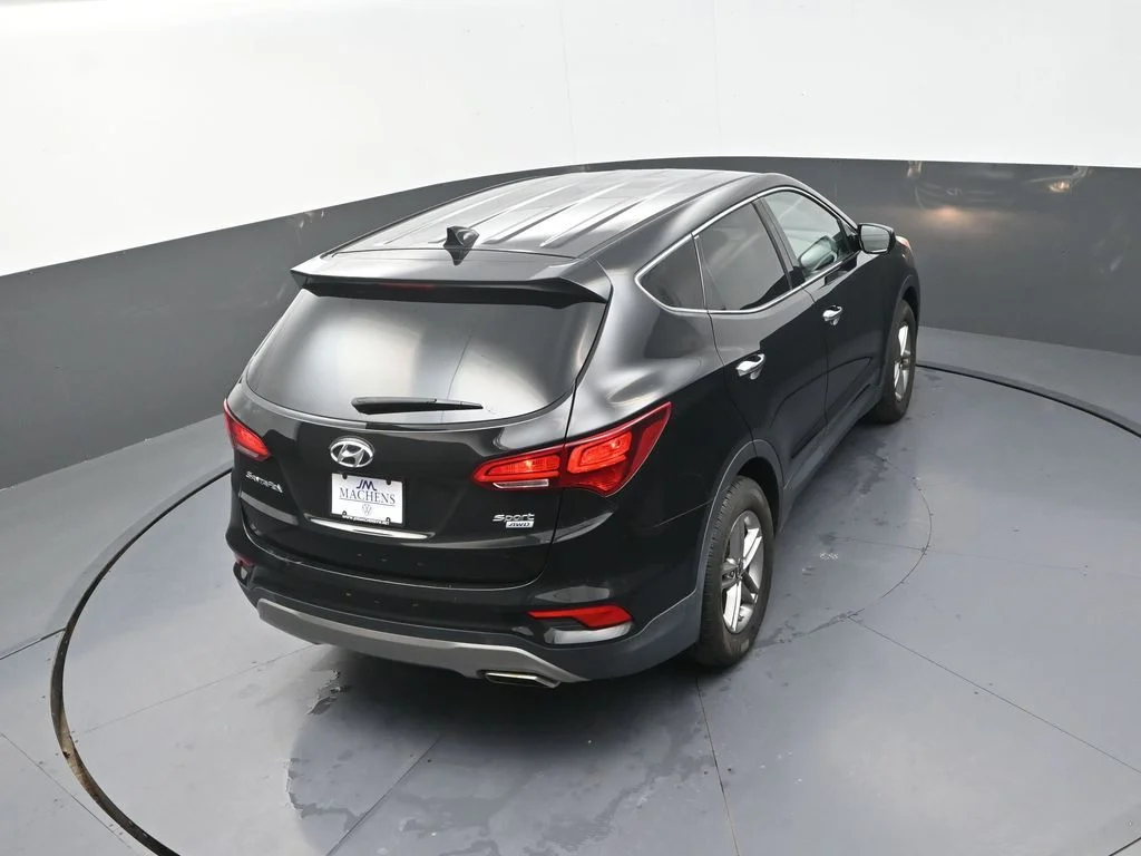 Used 2017 Black Hyundai 2.4 Base image 19