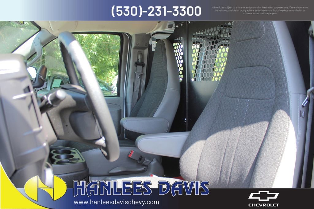 2023 GMC Savana Cargo Work Van - Photo 15