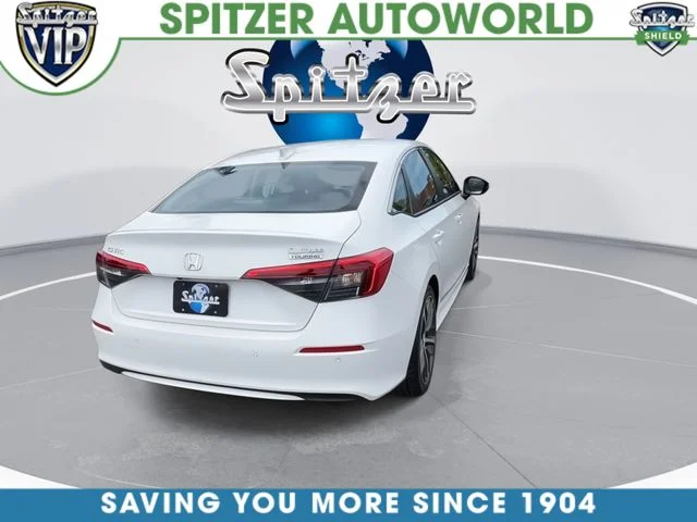 Used 2024 White Honda Touring image 8
