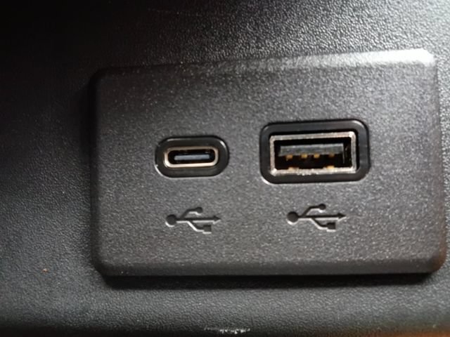 Used 2025 Thunderstorm Gray GMC Denali image 6