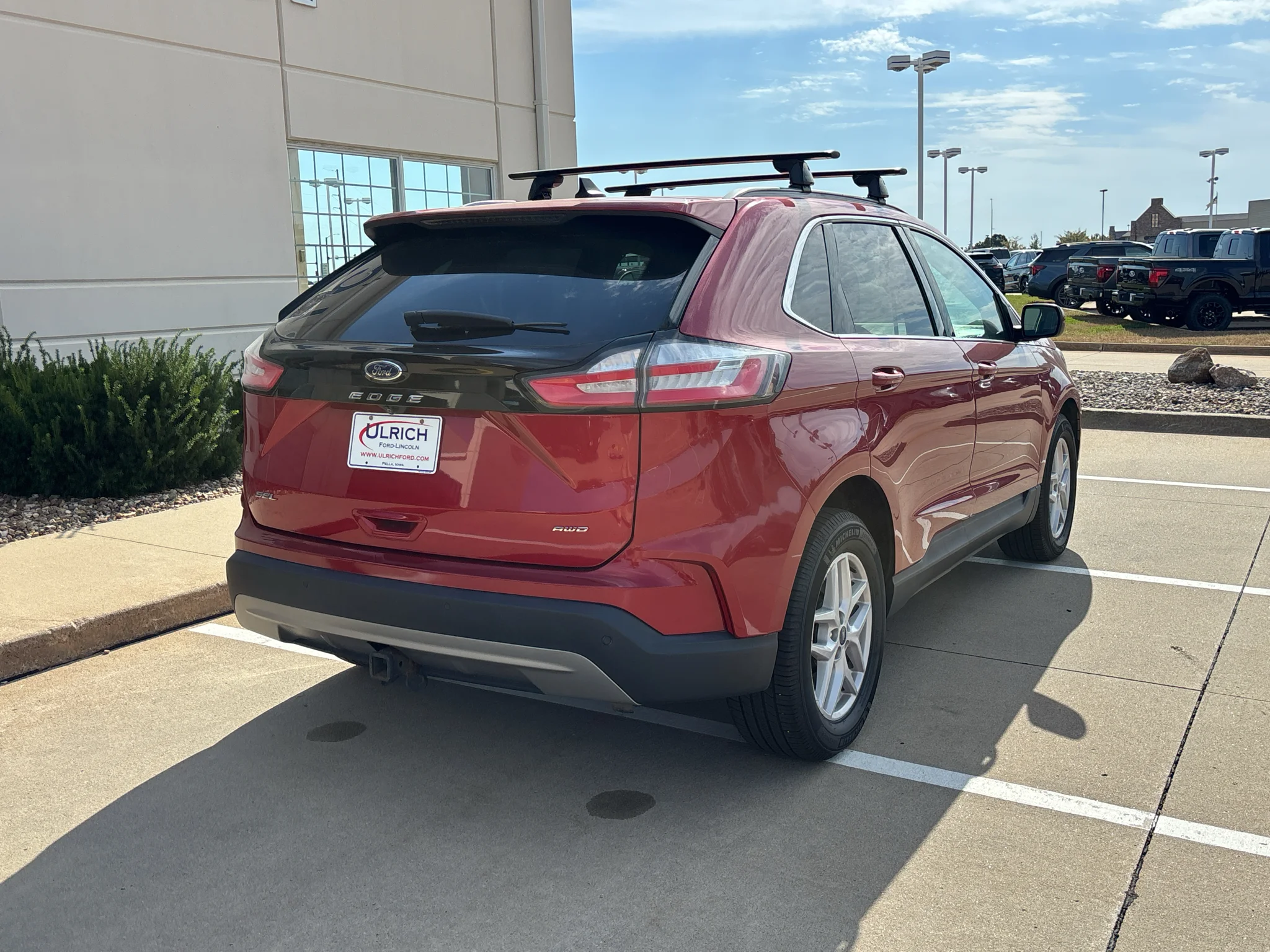Used 2022 Rapid Red Metallic Tinted Clearcoat Ford SEL image 7