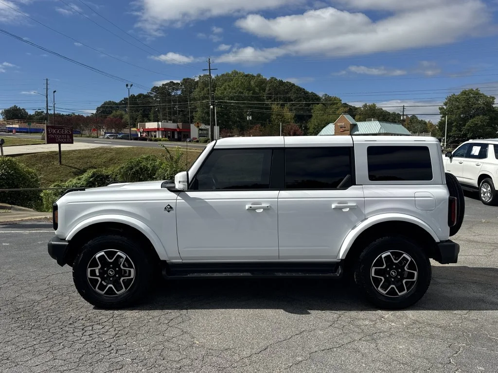 Used 2025 White Ford Outer Banks image 4