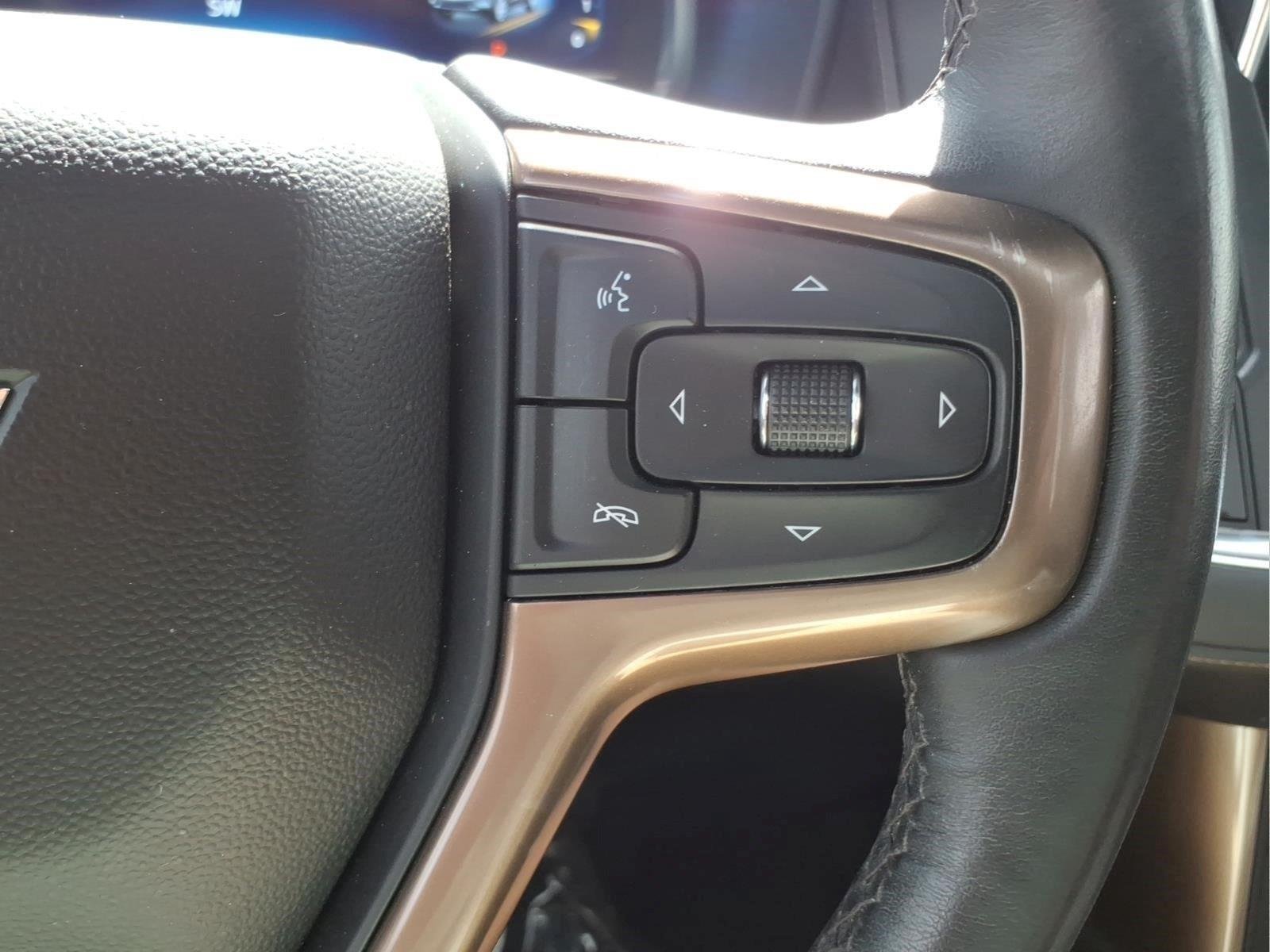 Used 2023 Black Chevrolet High Country image 21