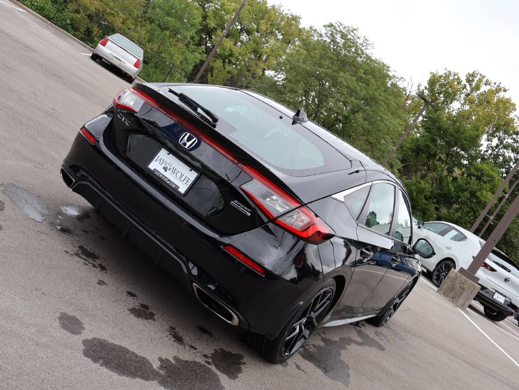 Used 2024  Honda Sport Touring image 7