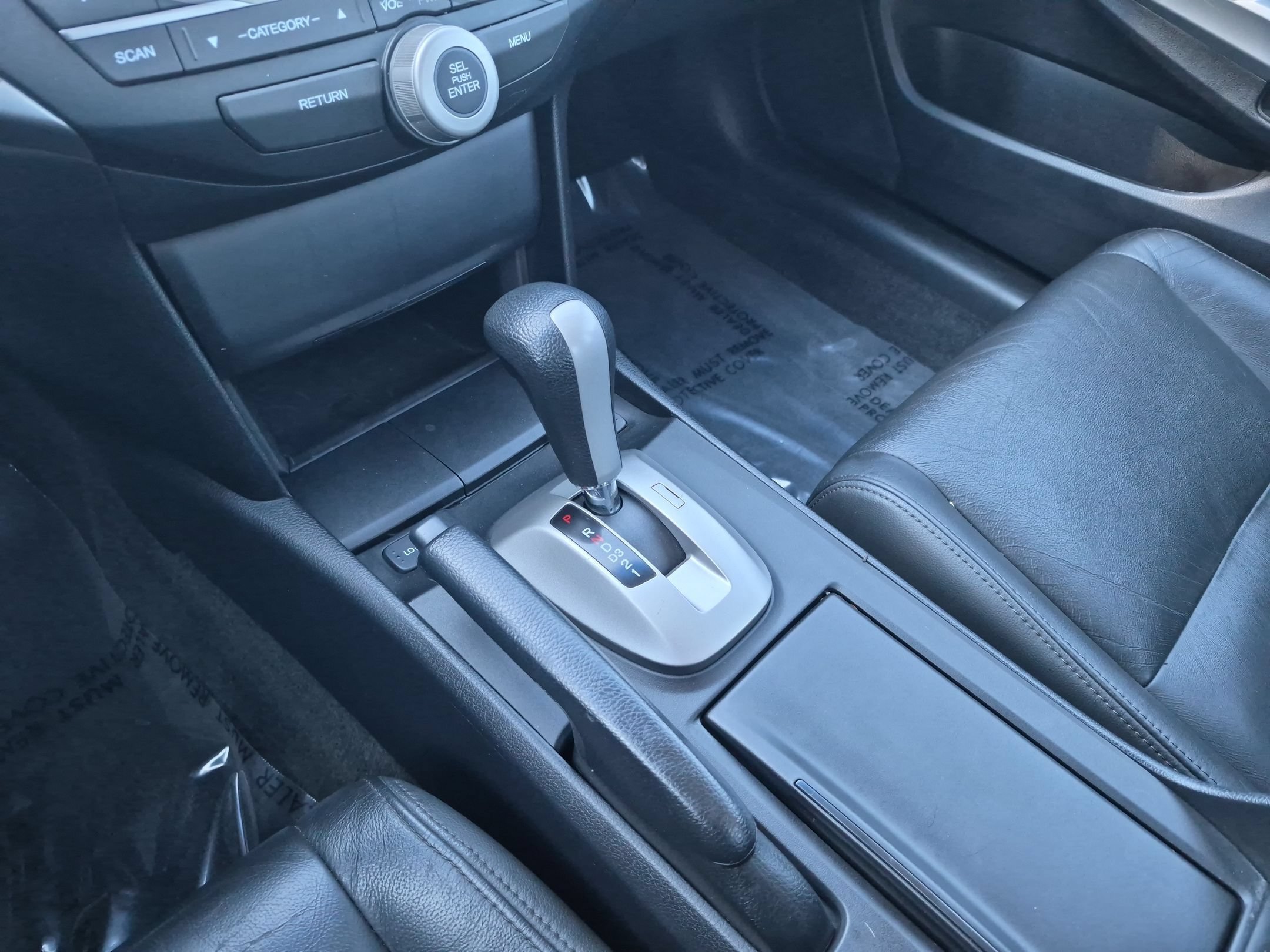 Used 2010 Crystal Black Pearl Honda EX-L Sedan image 19