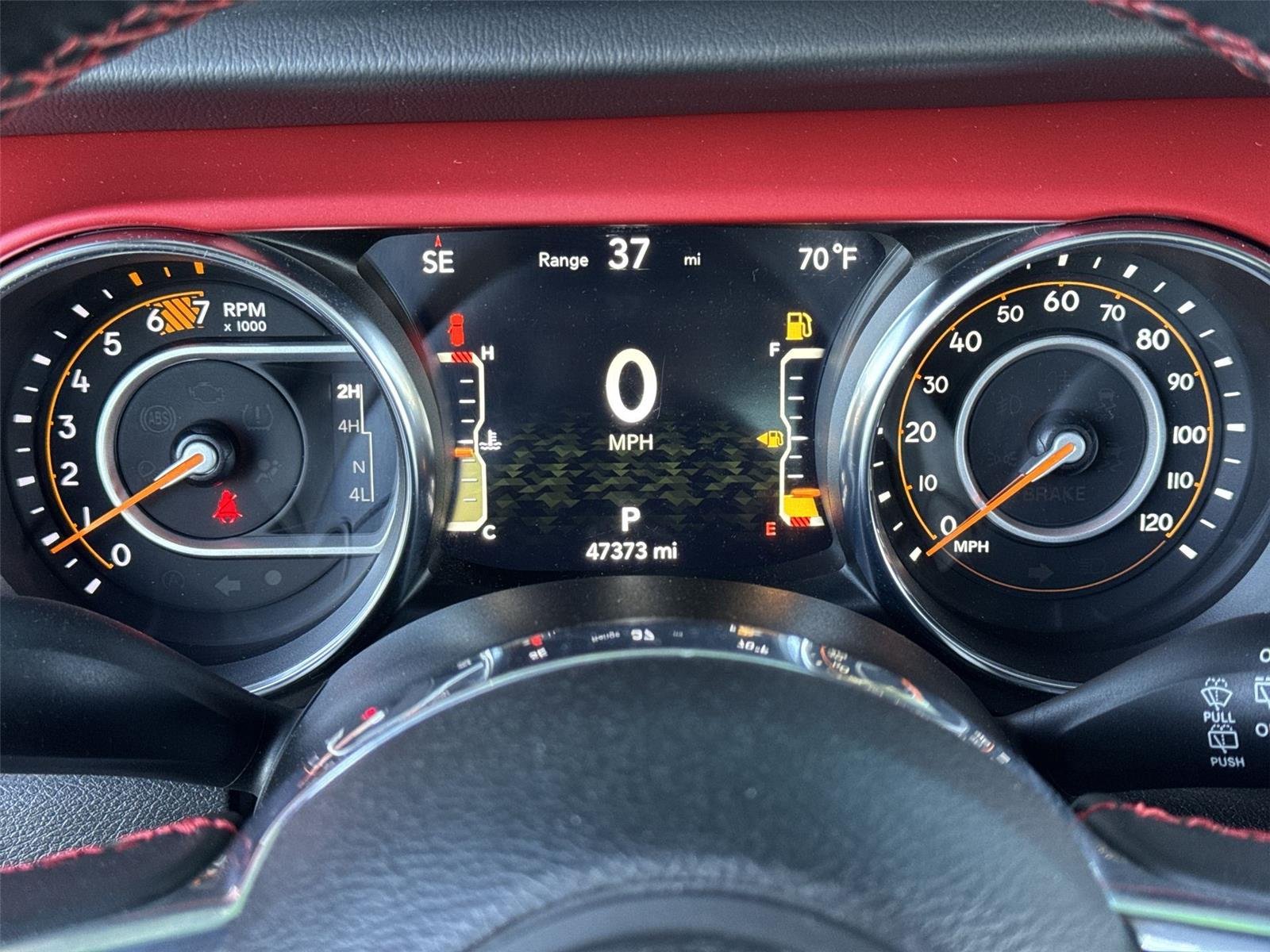 Used 2023  Jeep Rubicon image 11