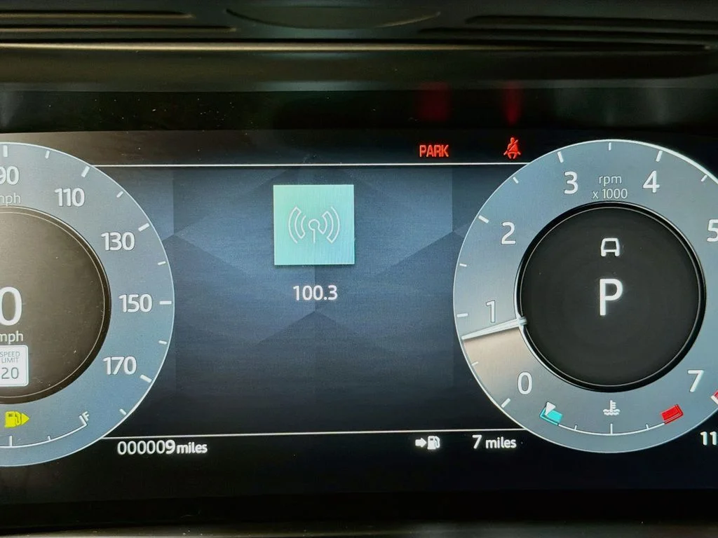 New 2026 Corinthian Bronze Land Rover Hoxton Edition image 12