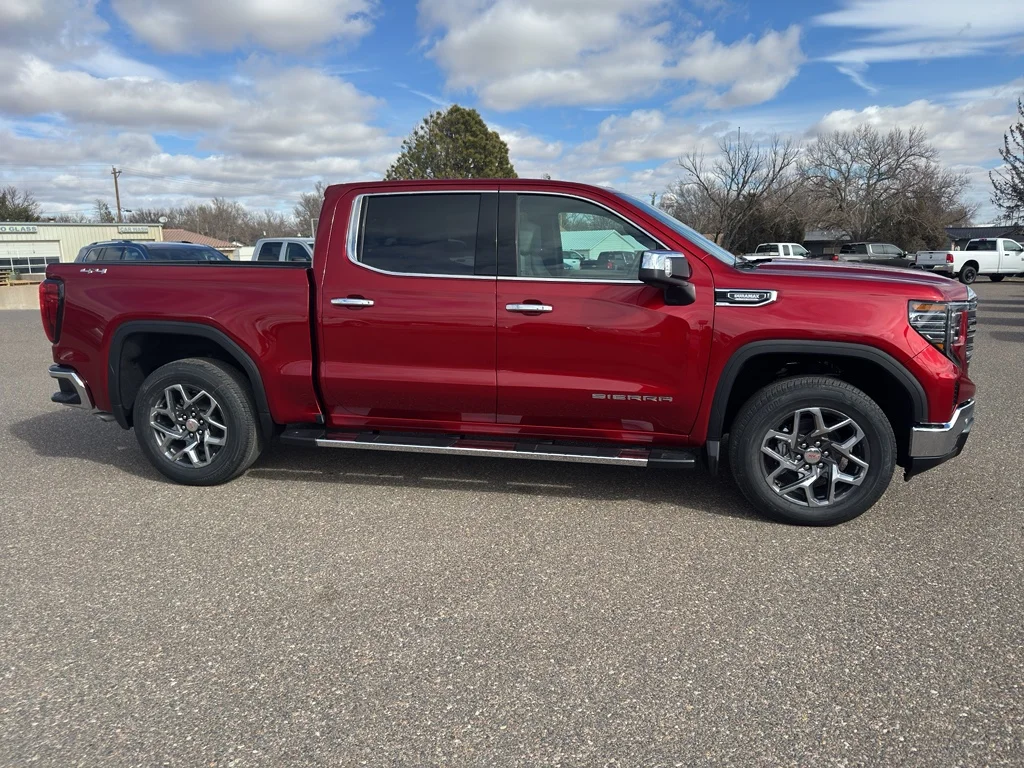 2026 GMC Sierra 1500 SLT - Photo 5