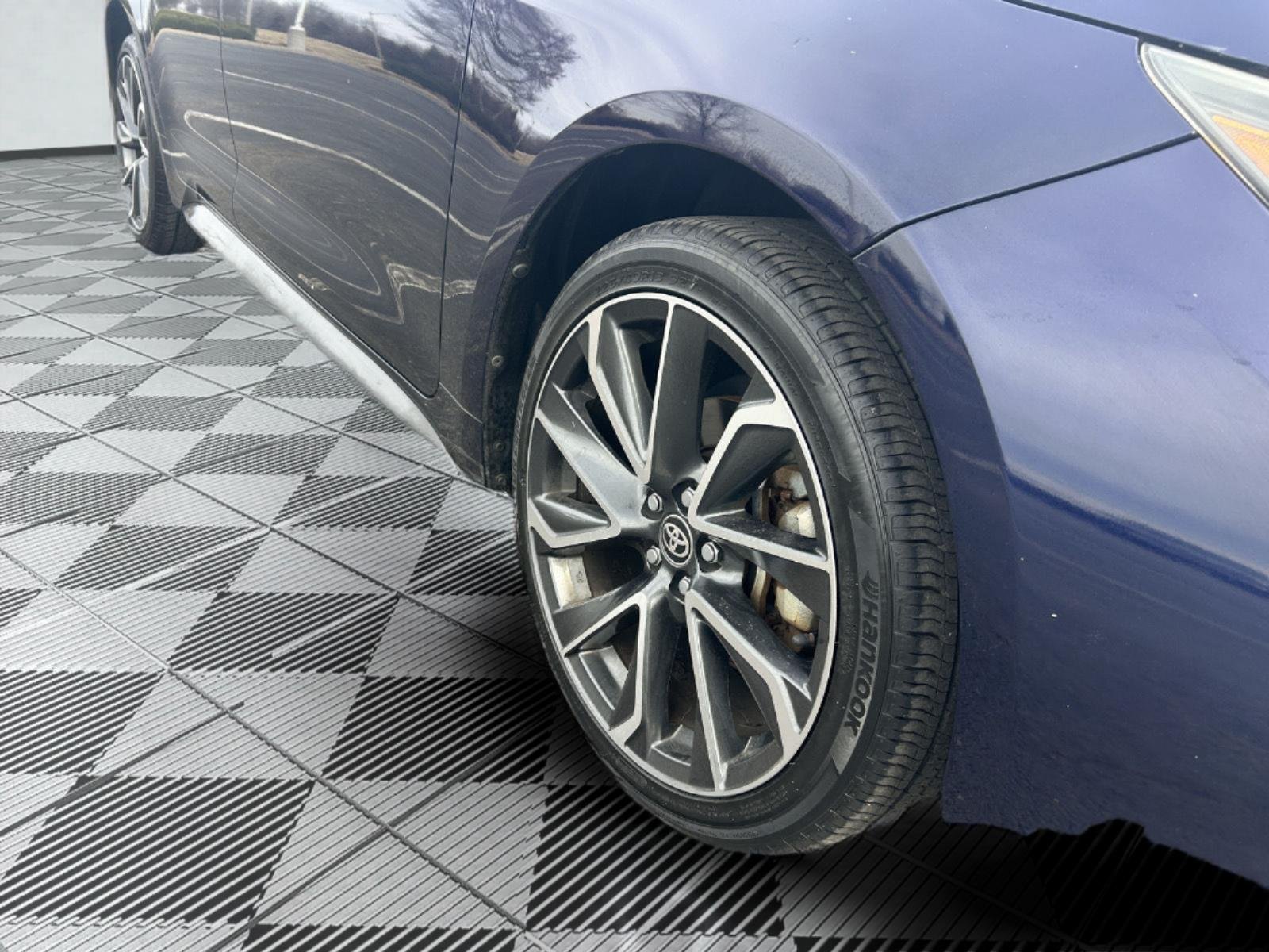 Used 2020 Toyota Corolla SE with VIN JTDS4RCE8LJ050930 for sale in Kansas City