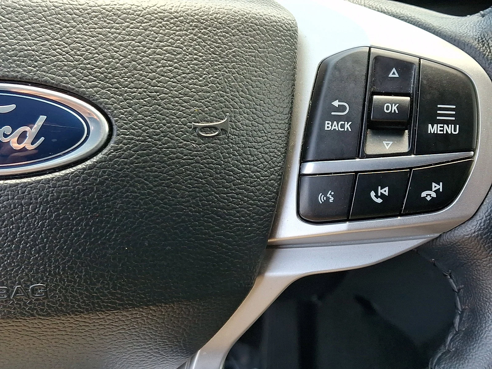 Used 2023 Black Metallic Ford XLT image 21
