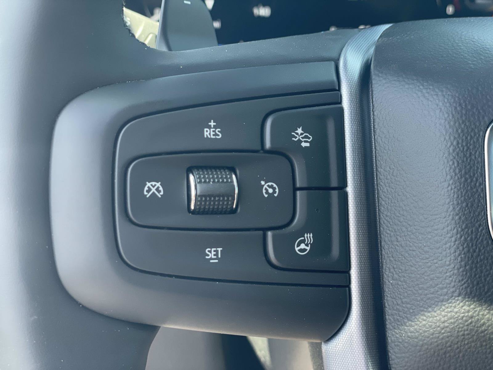 2026 GMC Sierra 1500 SLT - Photo 9