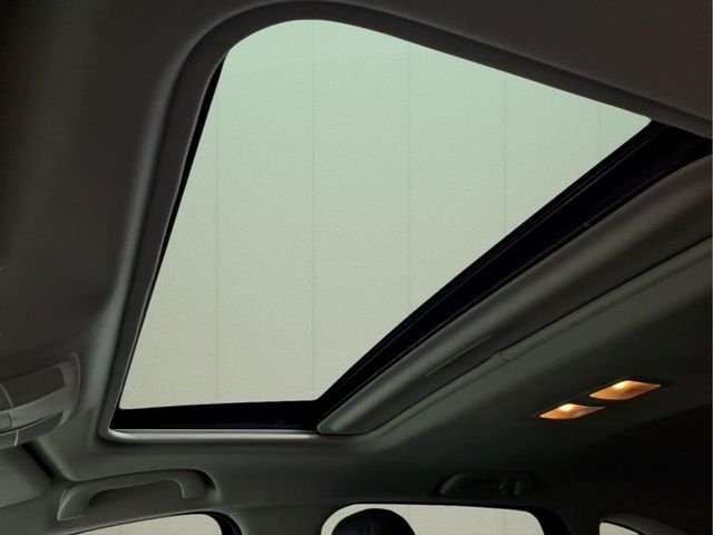 Used 2023 White Mazda 2.5 S Preferred Package image 17