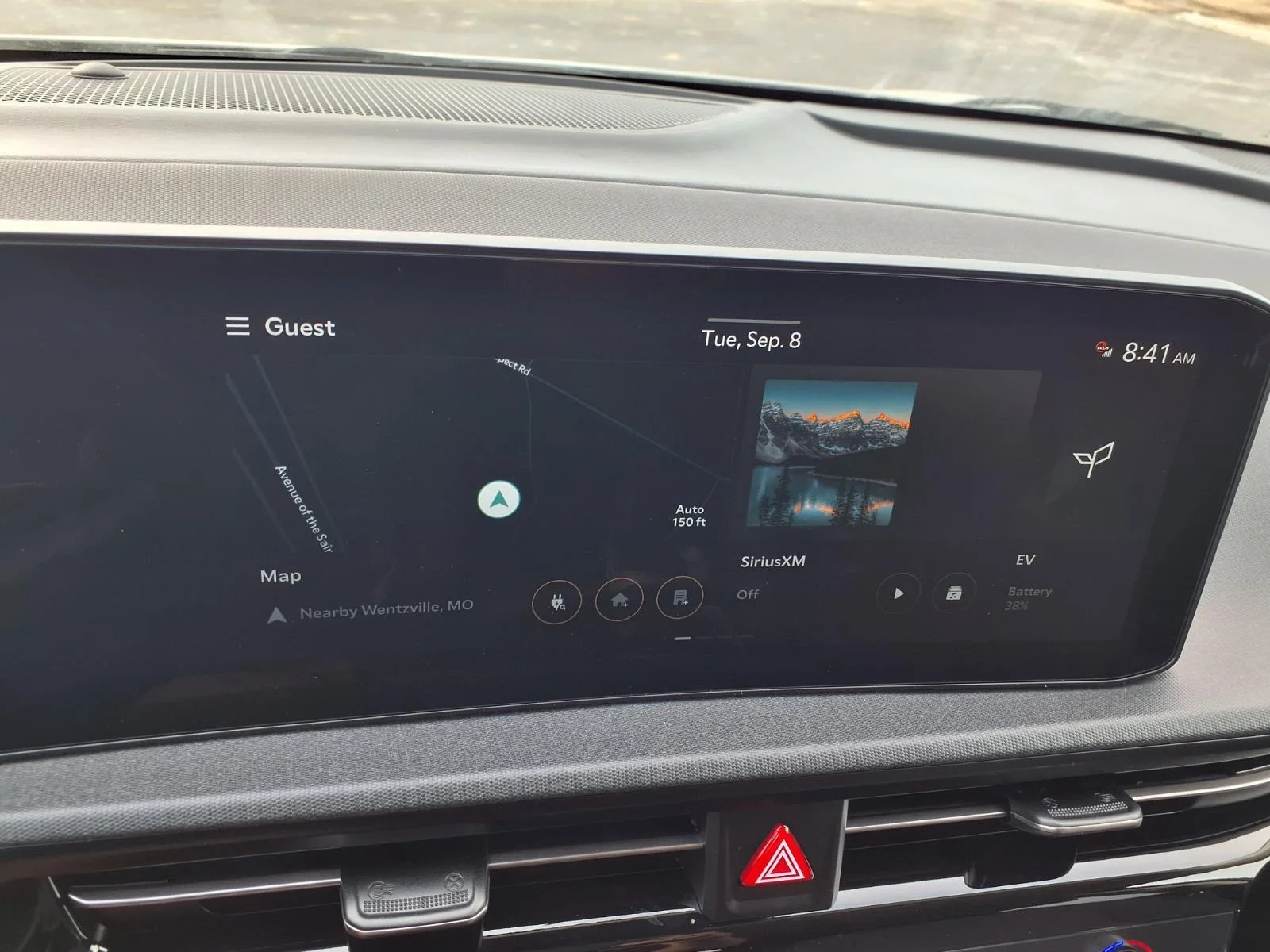 New 2026 Wolf Gray Kia LIGHT image 3