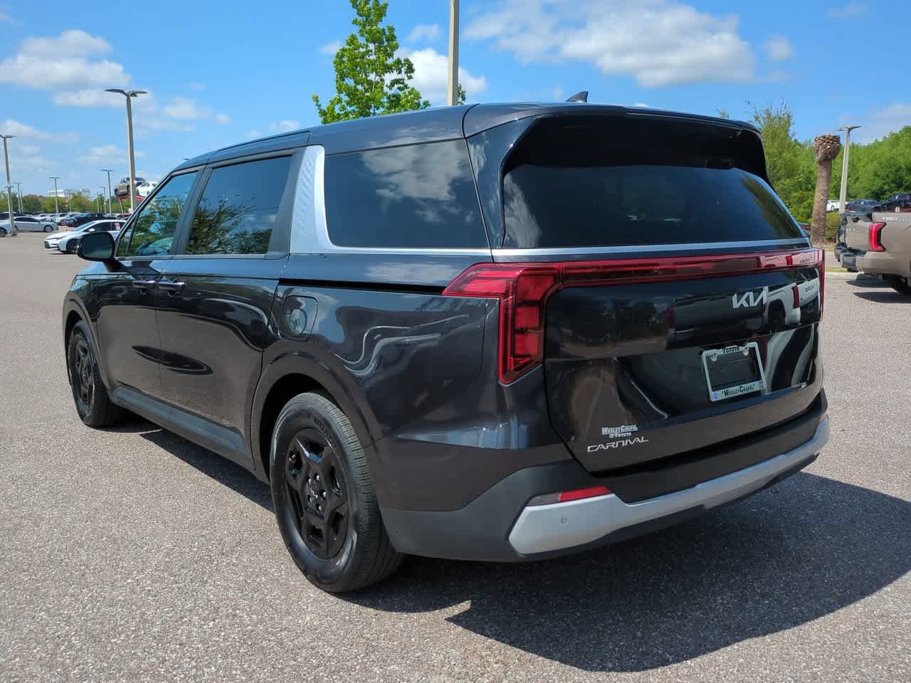 Used 2025 Panthera Metal Kia LXS image 4